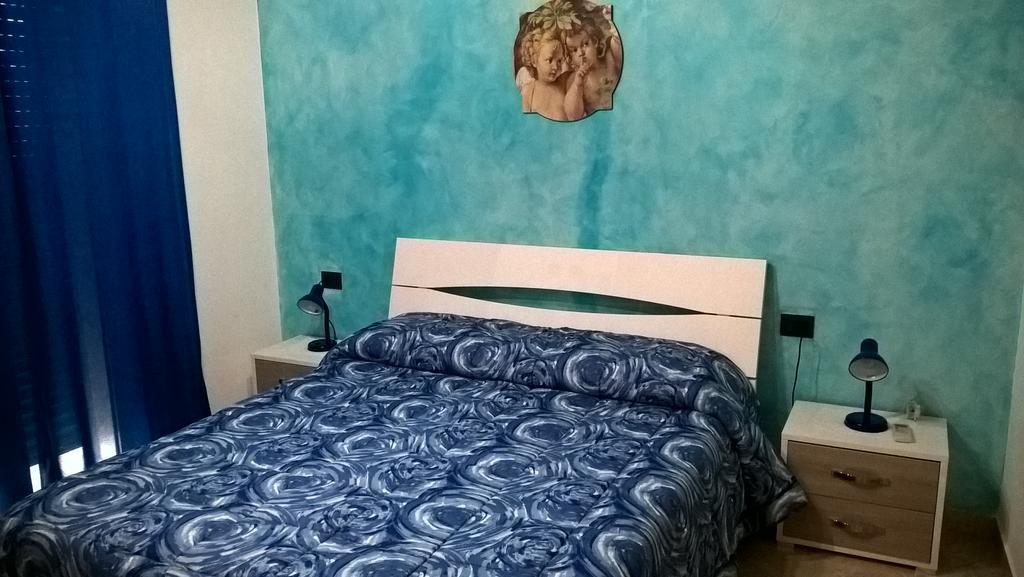 Bed and Breakfast Le Tre Rose Di Maria Noto Zimmer foto